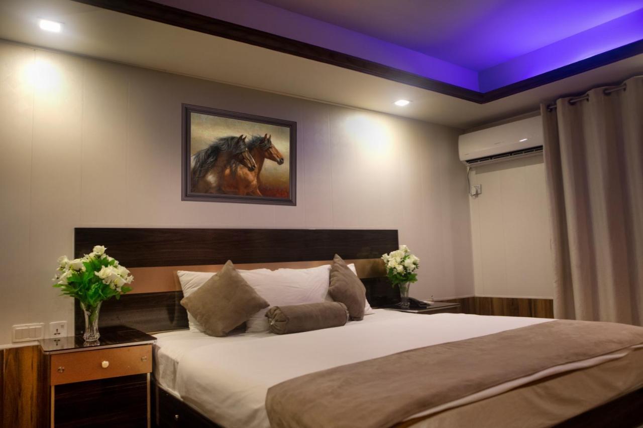 Hotel Marco Polo Lahore Exterior photo