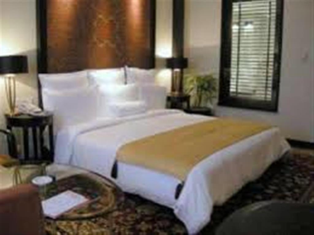 Hotel Marco Polo Lahore Exterior photo